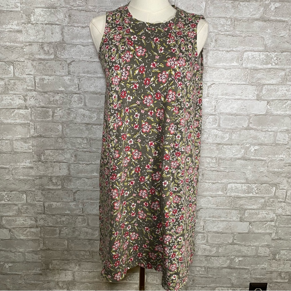 J. Jill Sleeveless green Floral Shift Dress size small has pockets cottagecore